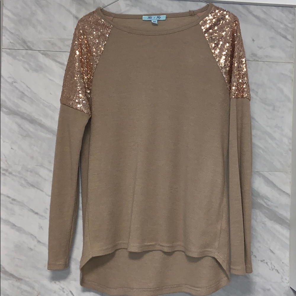 Women’s long sleeve shirt
